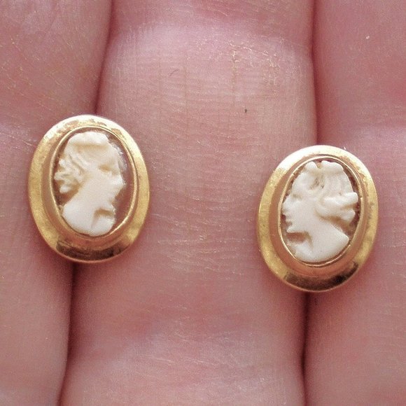 Vintage Solid 14K Yellow Gold Carved Shell Cameo Pierced...